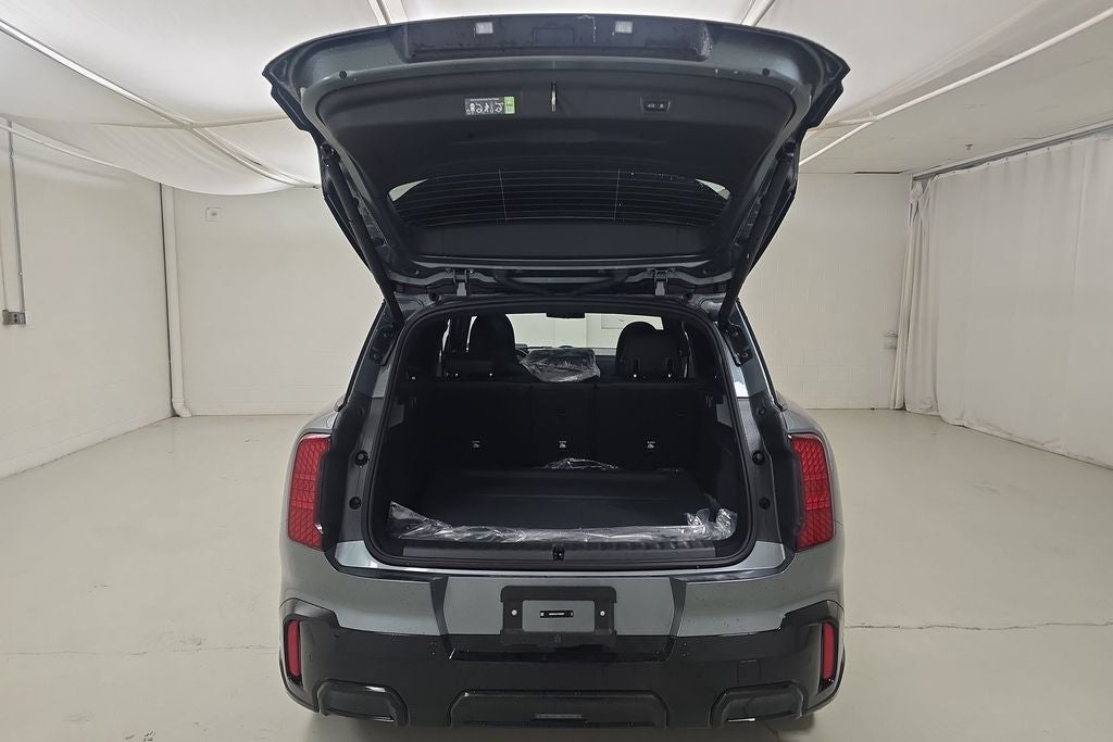 2027 MINI Cooper S Countryman ICONIC