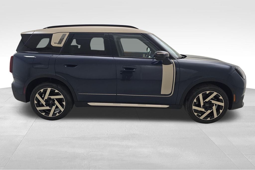 2027 MINI Cooper S Countryman ICONIC