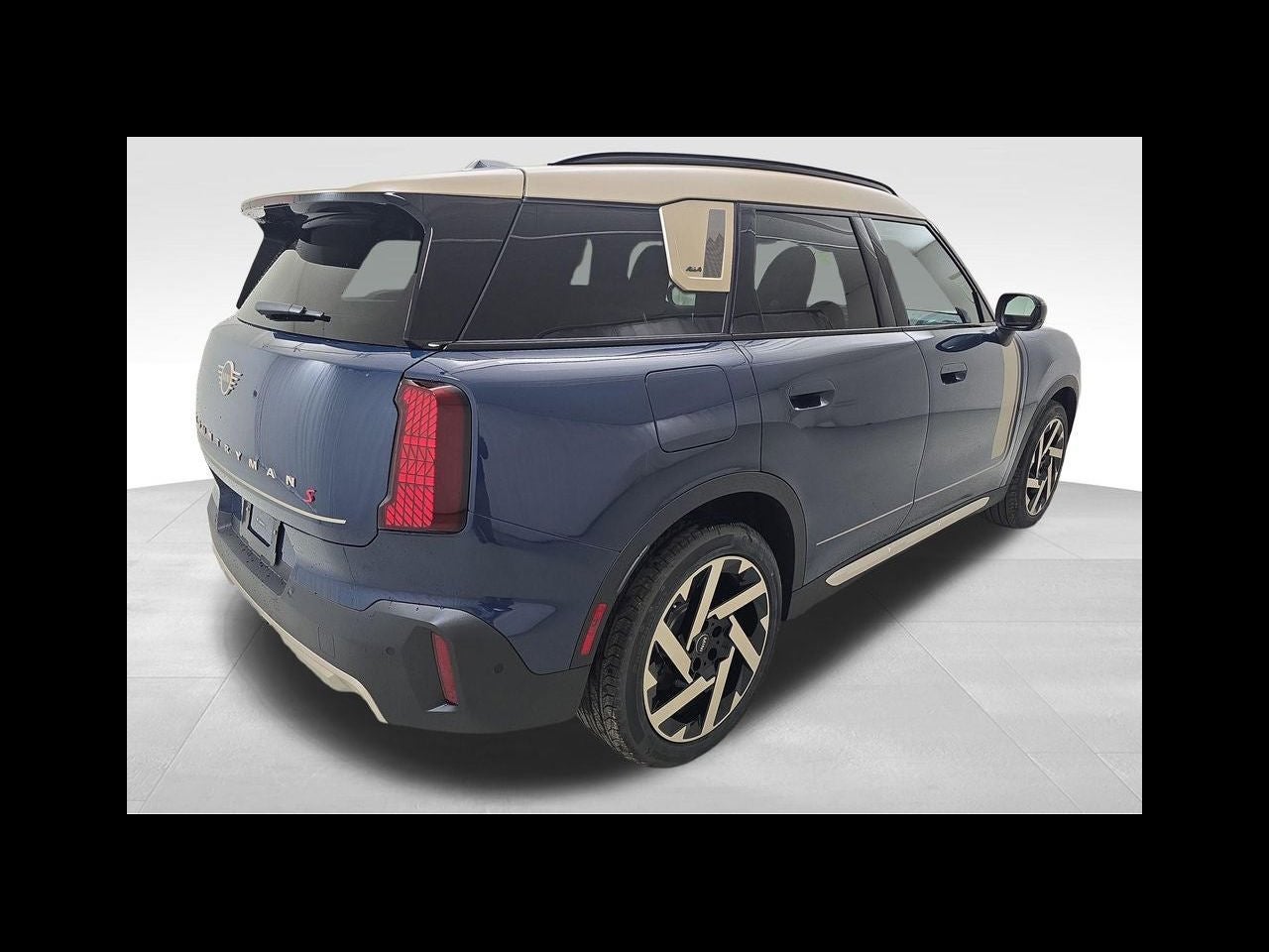 2027 MINI Cooper S Countryman ICONIC
