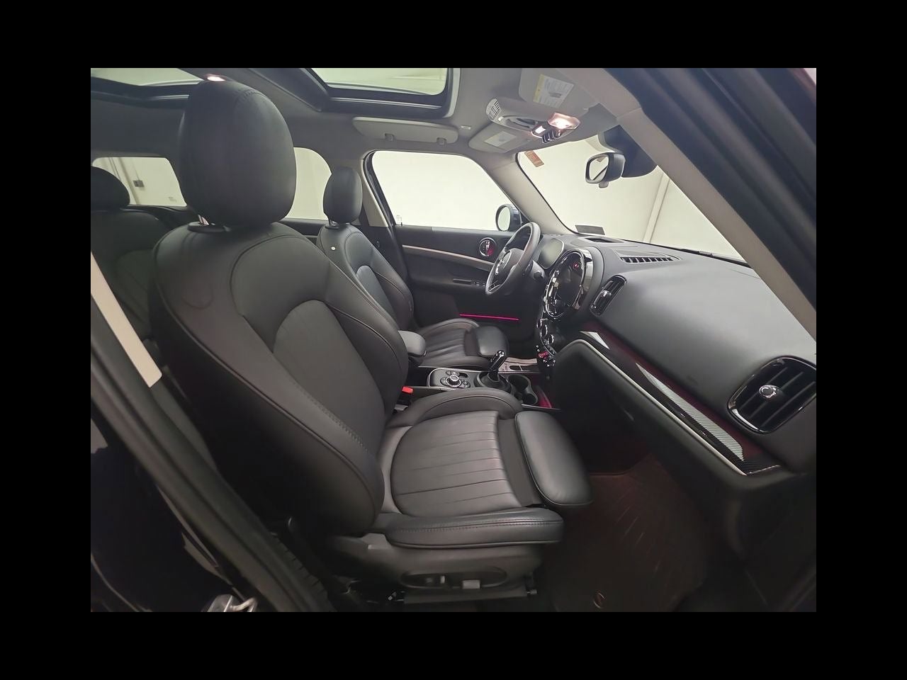2024 MINI Cooper S Countryman Iconic