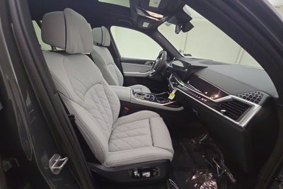 2027 BMW X7 xDrive40i