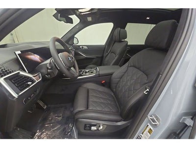 2027 BMW X7 xDrive40i