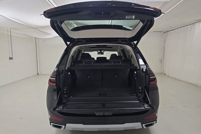 2027 BMW X7 xDrive40i