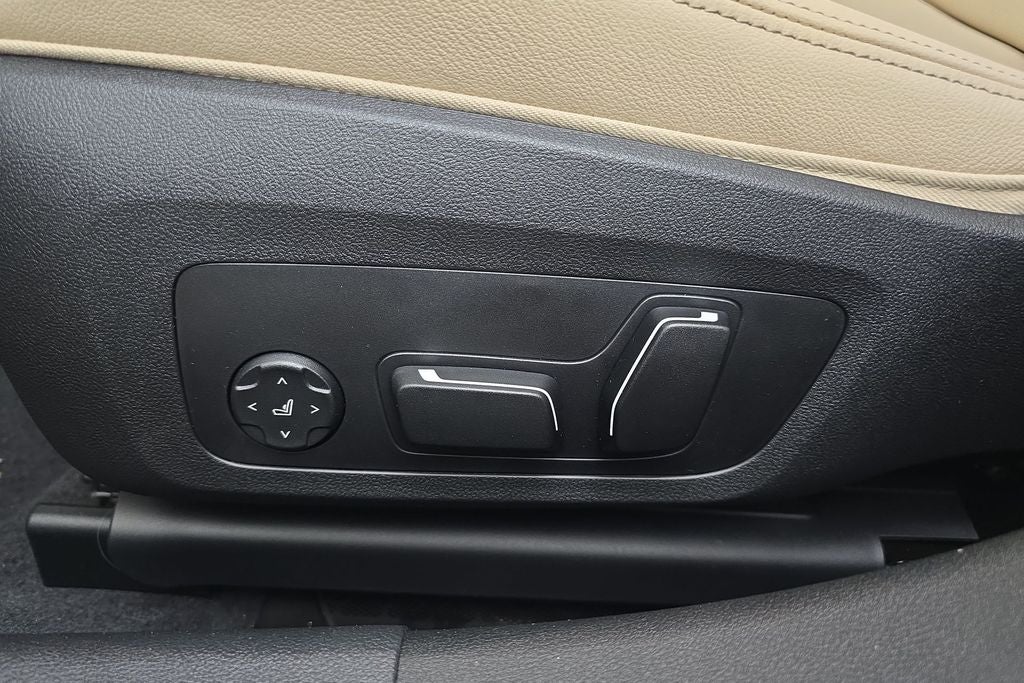 2026 BMW 330i 330i xDrive