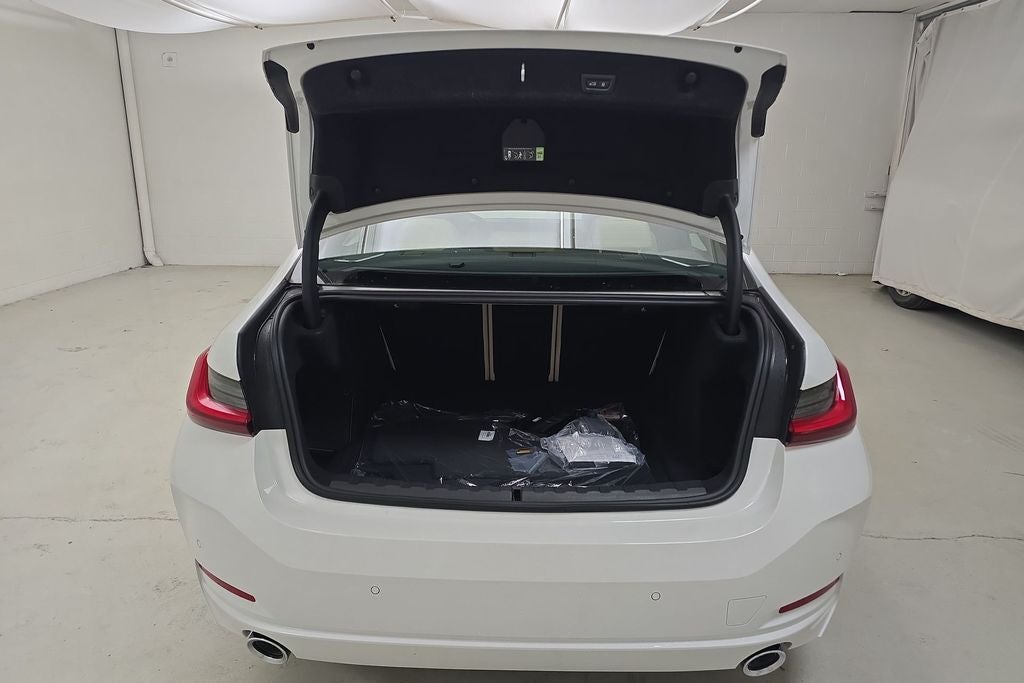 2026 BMW 330i 330i xDrive
