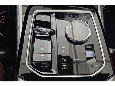 2026 BMW 740i 740i xDrive