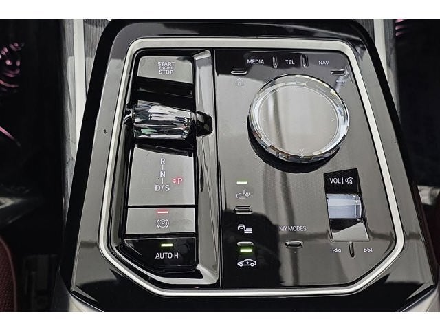 2026 BMW 740i 740i xDrive