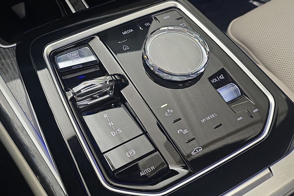 2023 BMW 760i 760i xDrive