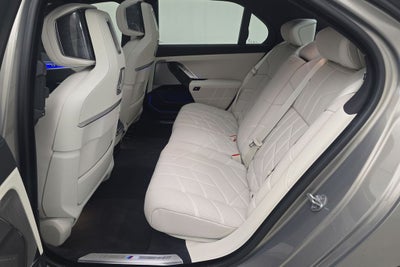 2023 BMW 760i 760i xDrive