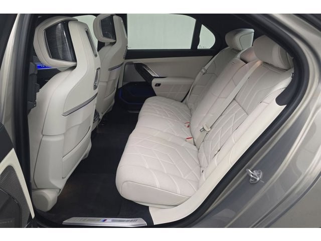 2023 BMW 760i 760i xDrive