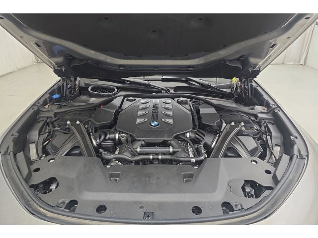 2023 BMW 760i 760i xDrive