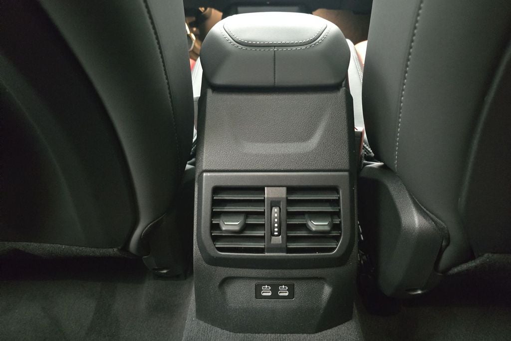 2026 BMW 235i M235i xDrive