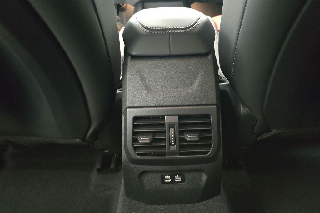 2026 BMW 235i M235i xDrive