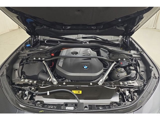 2025 BMW 750e xDrive 750e xDrive