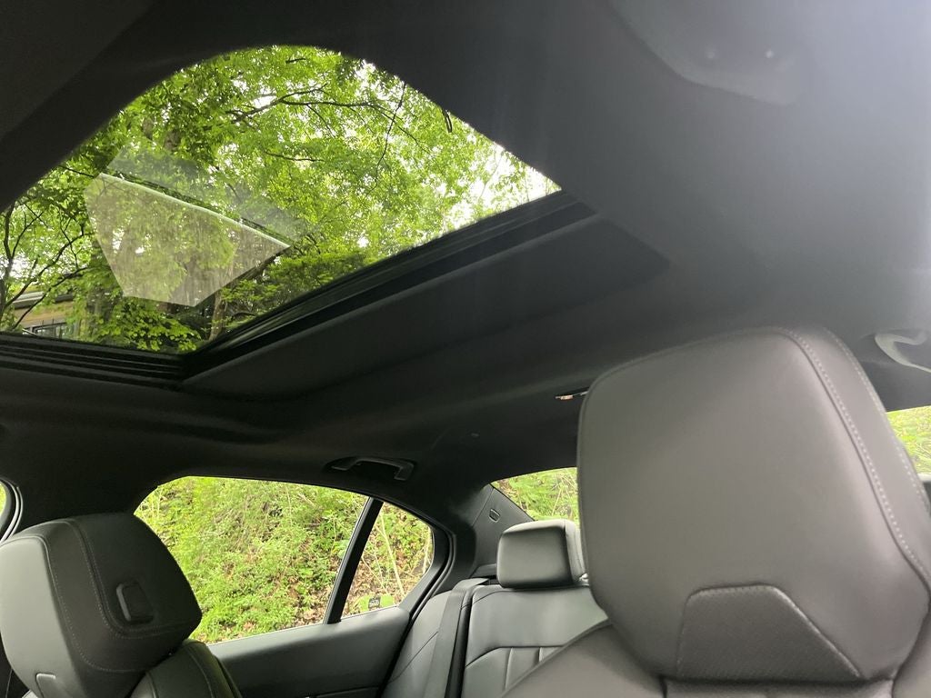 2024 BMW 530i 530i xDrive