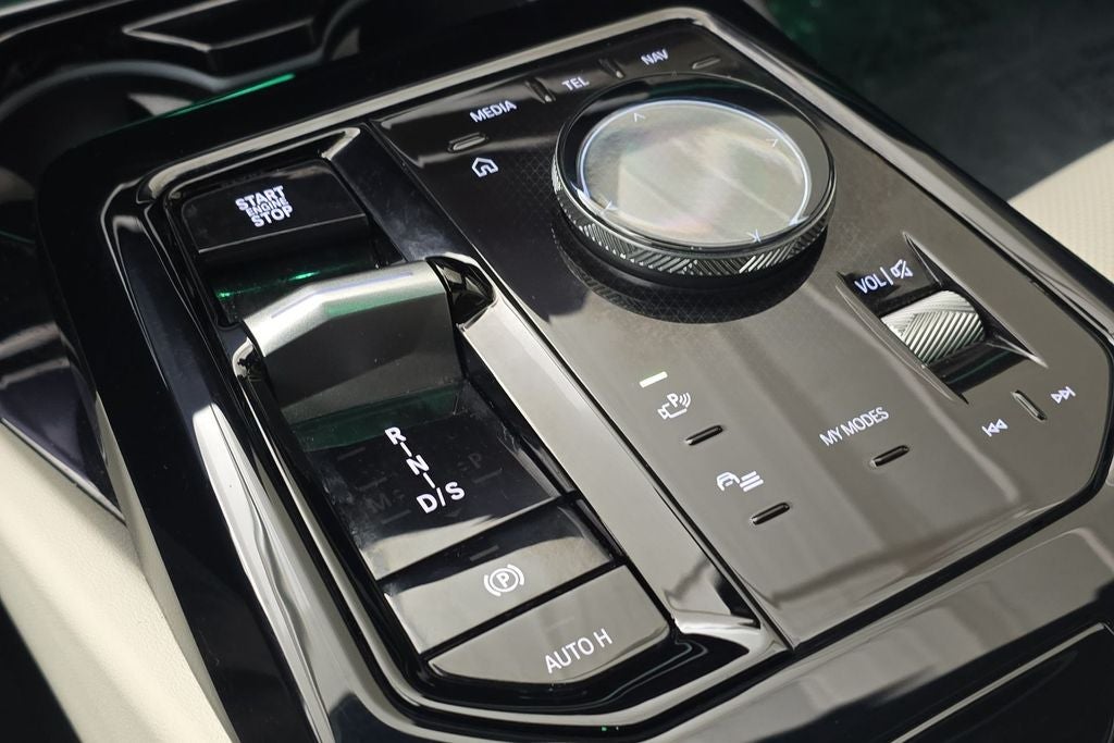 2024 BMW 5 Series 530i xDrive