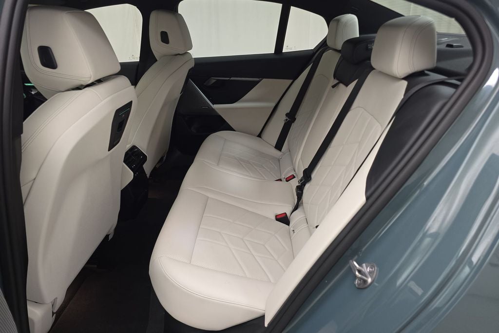 2024 BMW 5 Series 530i xDrive