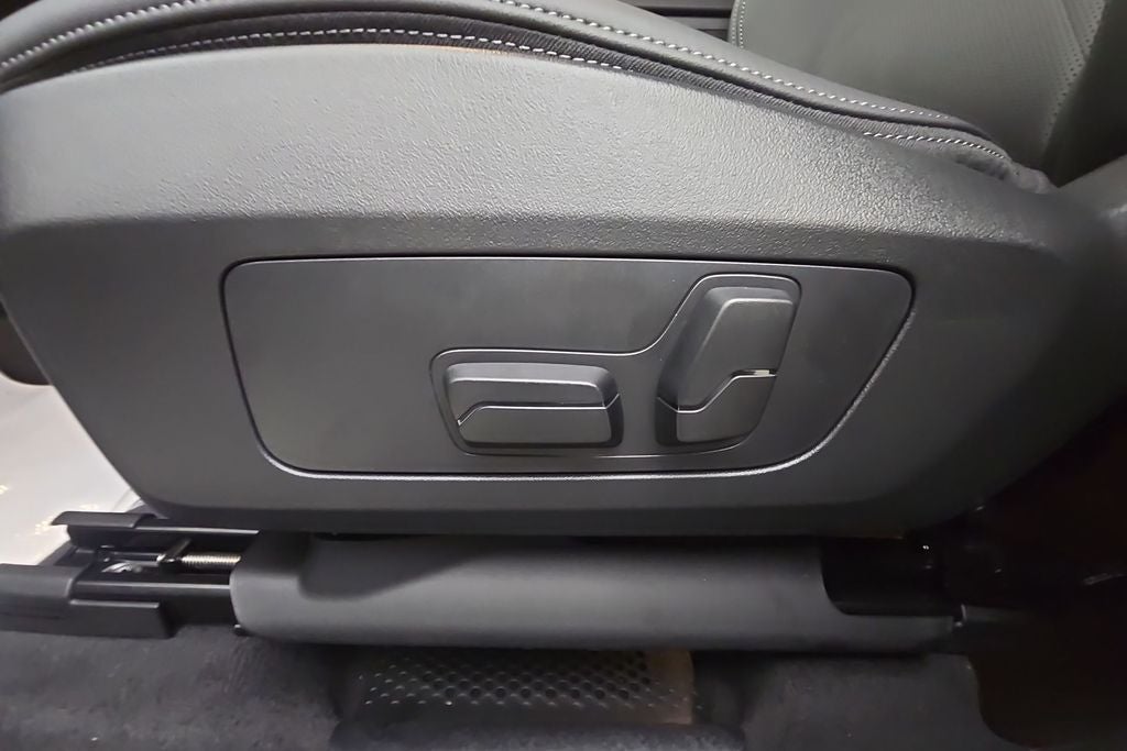 2027 BMW X1 xDrive28i