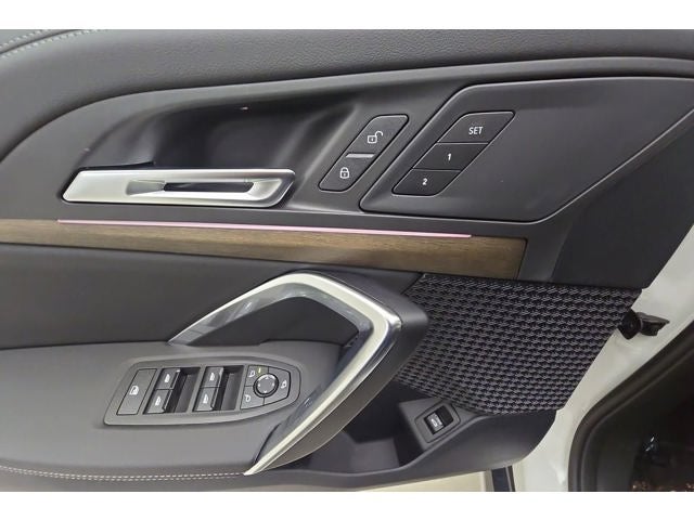 2027 BMW X1 xDrive28i