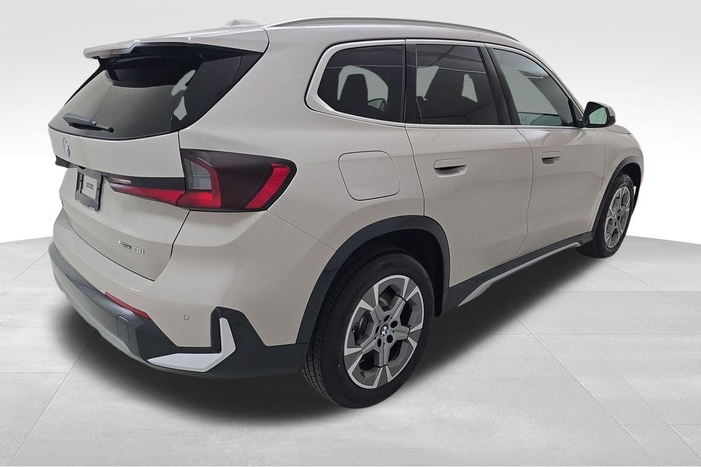 2027 BMW X1 xDrive28i