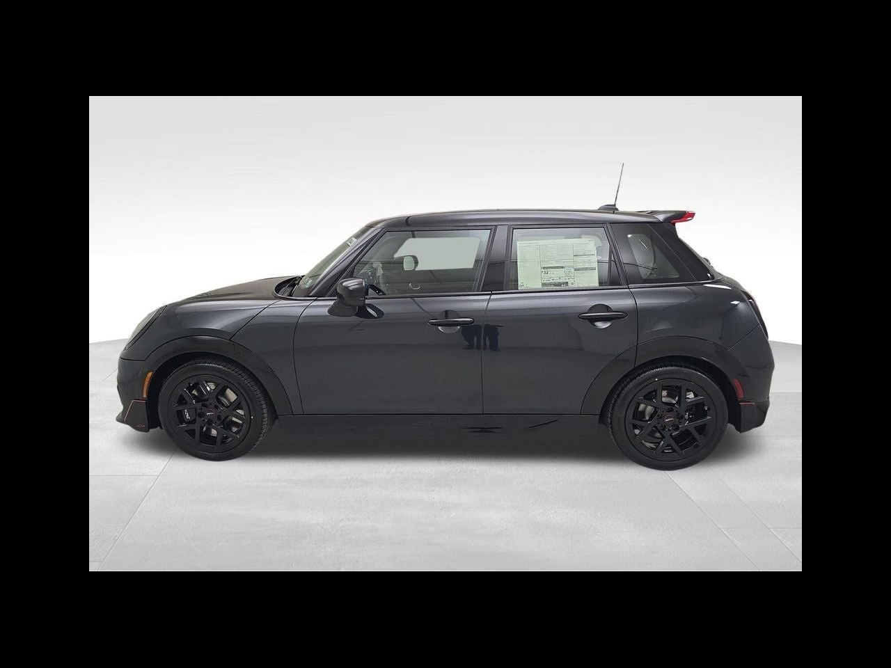 2026 MINI 4 DOOR ICONIC