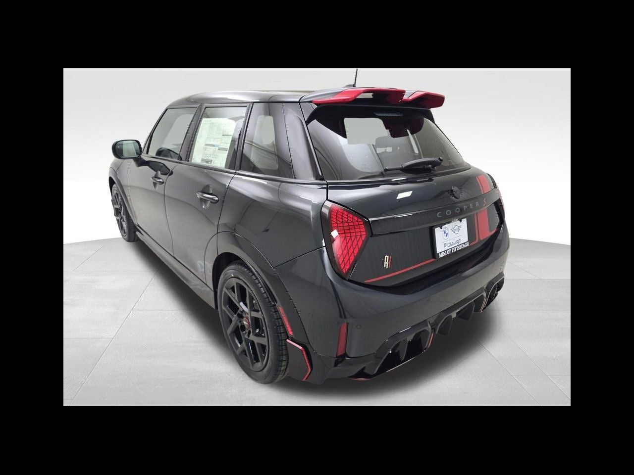 2026 MINI 4 DOOR ICONIC