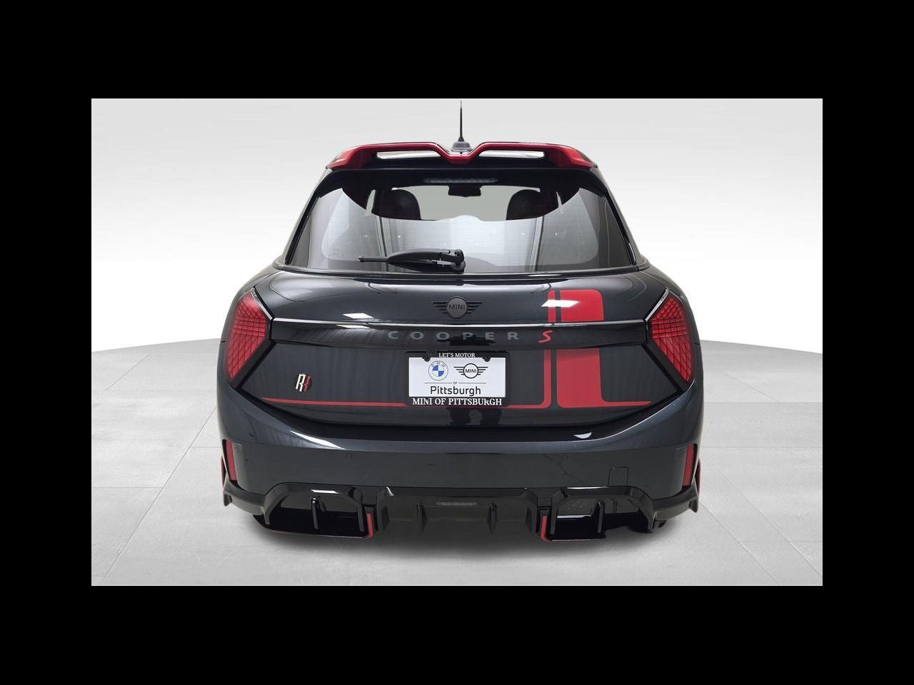 2026 MINI 4 DOOR ICONIC