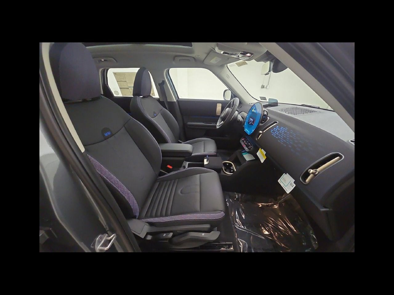 2027 MINI COUNTRYMAN SIGNATURE PLUS