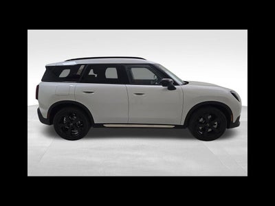 2027 MINI COUNTRYMAN ICONIC