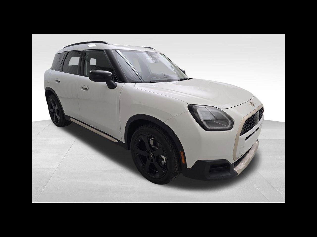 2027 MINI COUNTRYMAN ICONIC