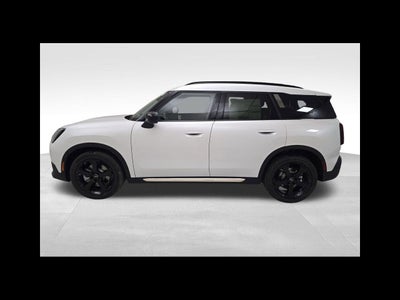 2027 MINI COUNTRYMAN ICONIC
