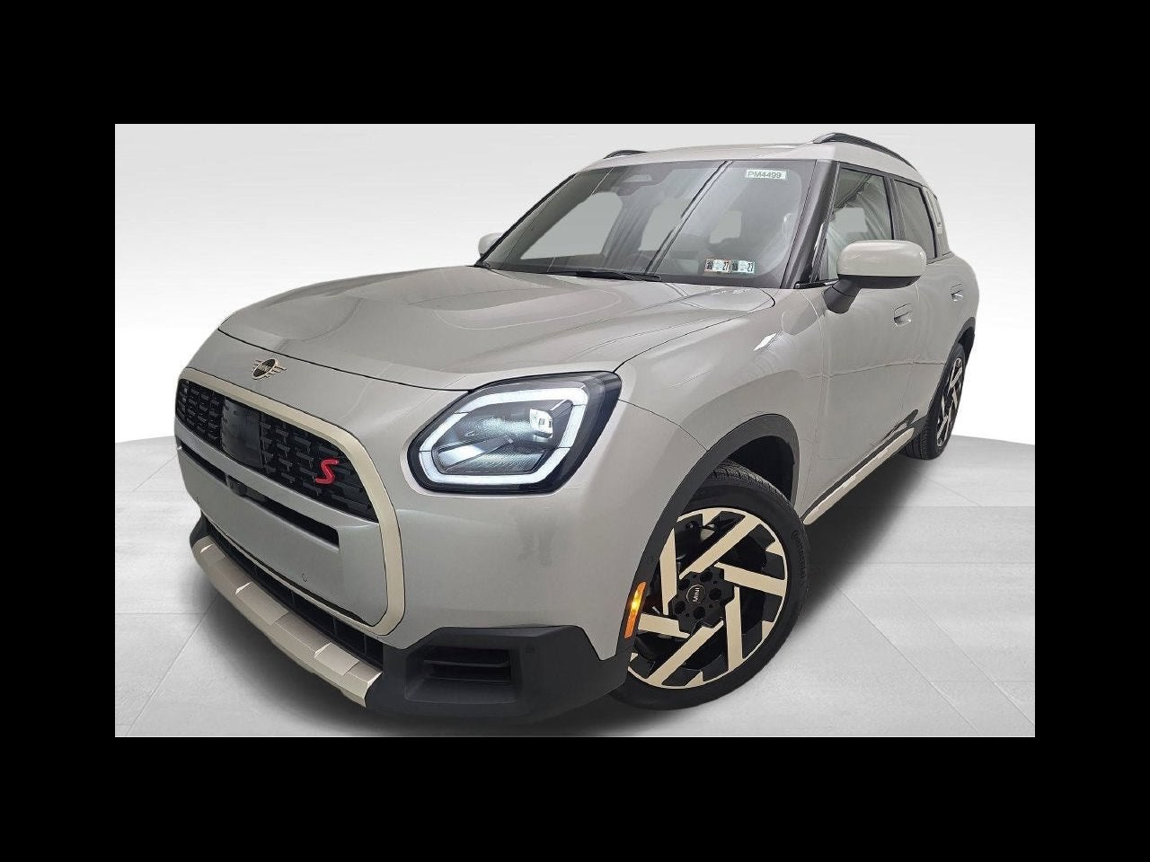 2027 MINI COUNTRYMAN ICONIC