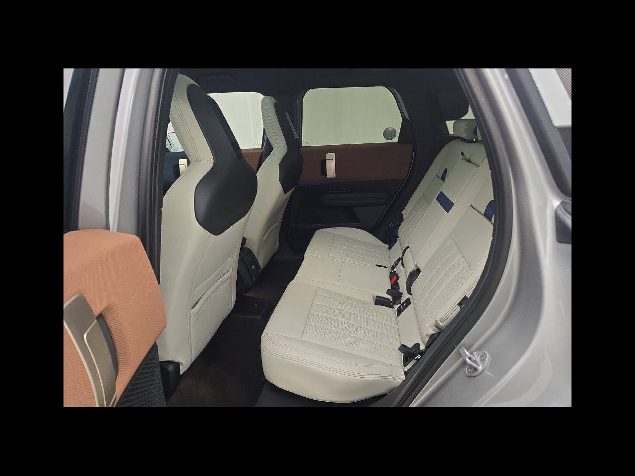 2027 MINI COUNTRYMAN ICONIC